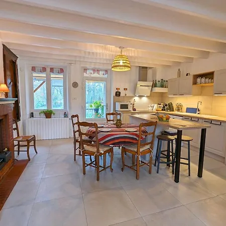 Holiday home Ancien Moulin Rustique Avec Jardin, Wifi Et Parking, Animaux Acceptes - Fr-1-653-251 *