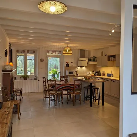 Moulin Authentique Avec Jardin Prive Et Activites Pour Familles Et Amis En Bord De Riviere - Fr-1-653-251 Holiday home Saint-Mard (Charente-Maritime)