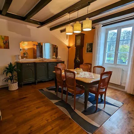 Holiday home Ancien Moulin Rustique Avec Jardin, Wifi Et Parking, Animaux Acceptes - Fr-1-653-251 Saint-Mary (Charente)