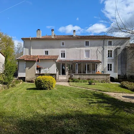 Ancien Moulin Rustique Avec Jardin, Wifi Et Parking, Animaux Acceptes - Fr-1-653-251 Saint-Mary (Charente)