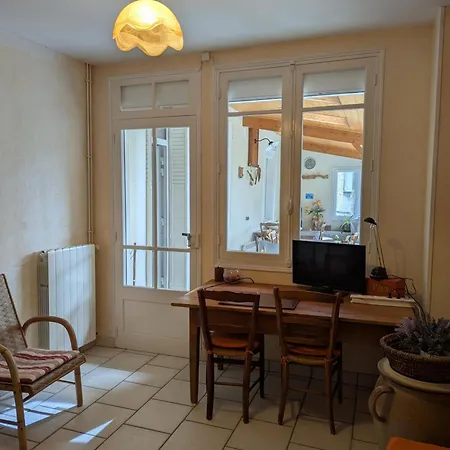 Ancien Moulin Rustique Avec Jardin, Wifi Et Parking, Animaux Acceptés - Fr-1-653-251 *