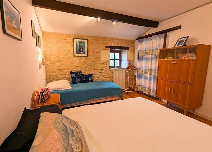 Ancien Moulin Rustique Avec Jardin, Wifi Et Parking, Animaux Acceptés - Fr-1-653-251 *