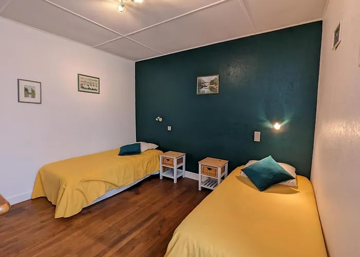 Сasa de vacaciones Ancien Moulin Rustique Avec Jardin, Wifi Et Parking, Animaux Acceptés - Fr-1-653-251 *